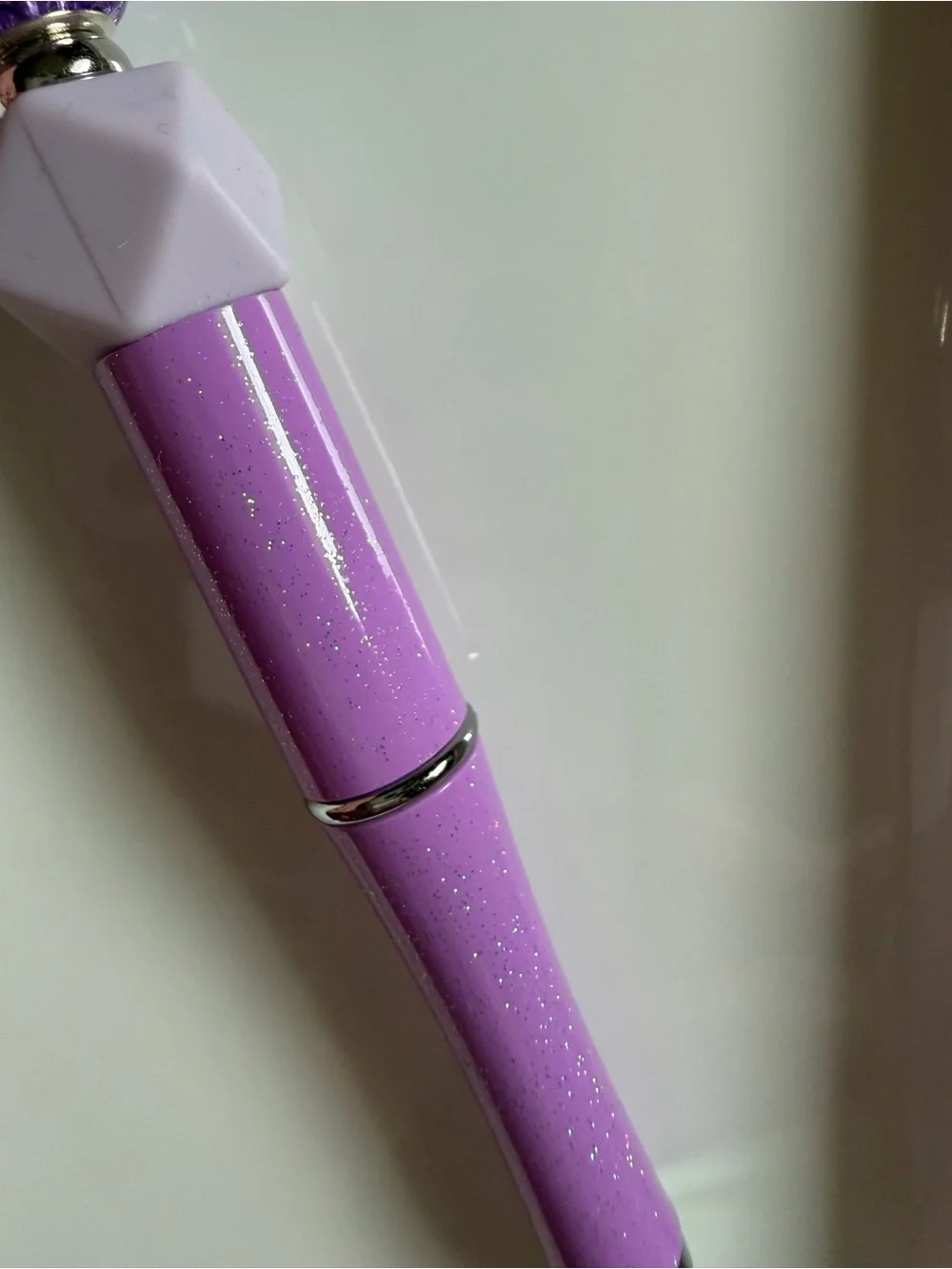 BEADED PEN